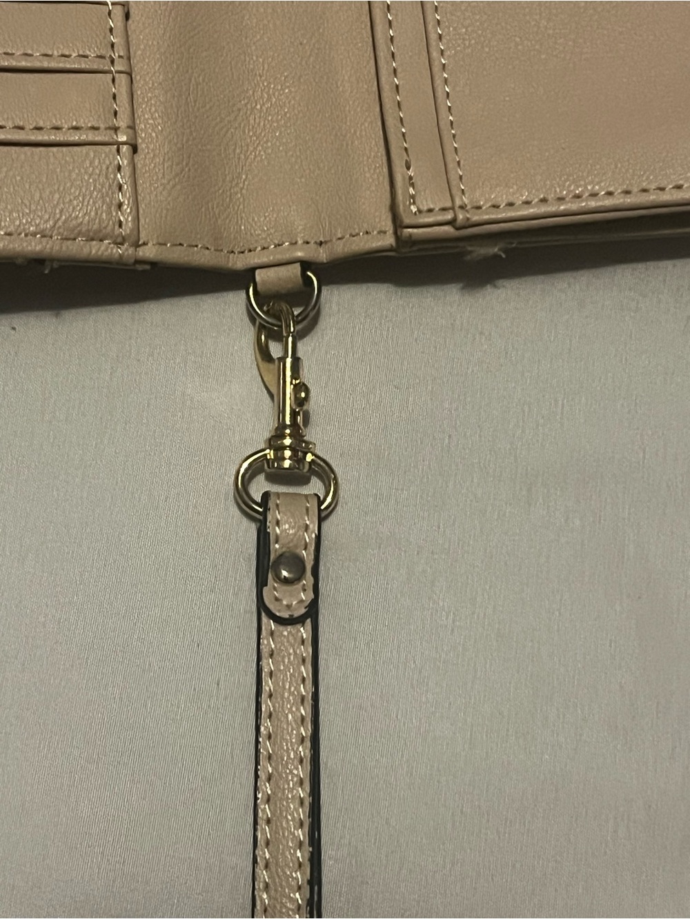 Quilted Padlock Wallet Clutch — Cream - Picture 5 of 8